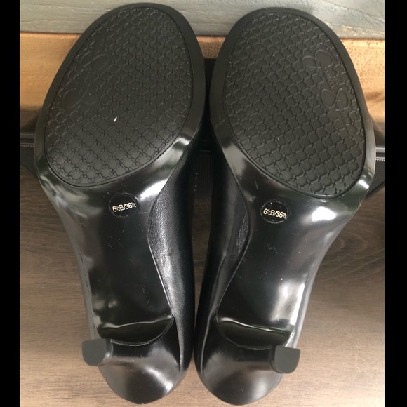 Jessica Simpson “Henri” Black- Size 6 1/2 - Picture 7 of 7